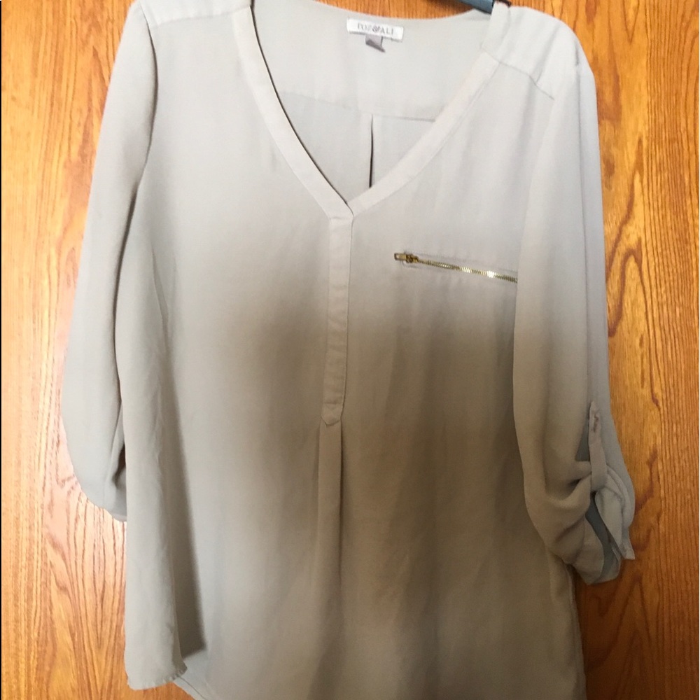 Roz & Ali top